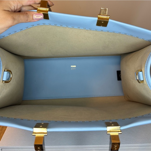 🩵✨SOLD✨🩵($3100 Retail) Fendi Medium Sunshine Tote Bag Blue - Picture 8 of 9